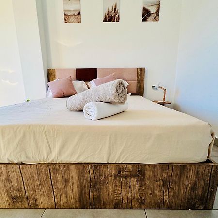 Modern Flat In Flic En Flac-Walk To The Beach Ngoại thất bức ảnh