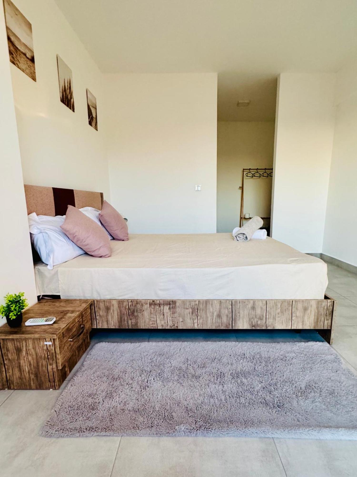 Modern Flat In Flic En Flac-Walk To The Beach Ngoại thất bức ảnh