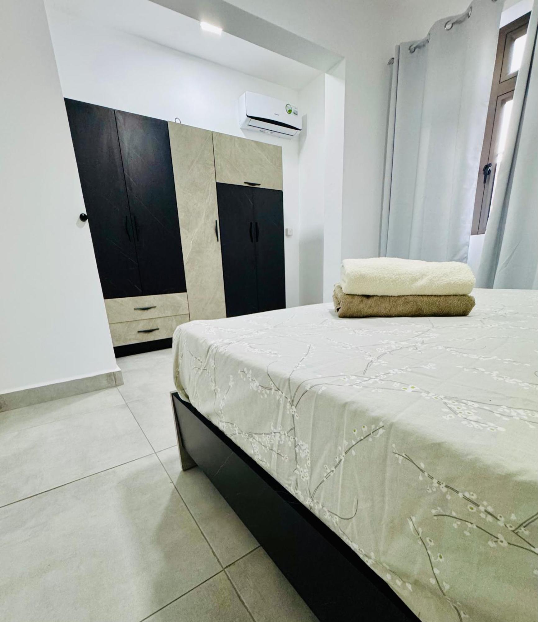 Modern Flat In Flic En Flac-Walk To The Beach Ngoại thất bức ảnh